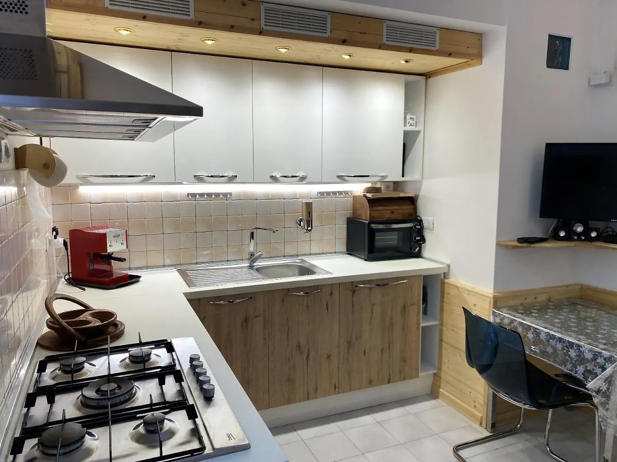 Welcoming Apartment In Realmonte With Sea View 53 M²