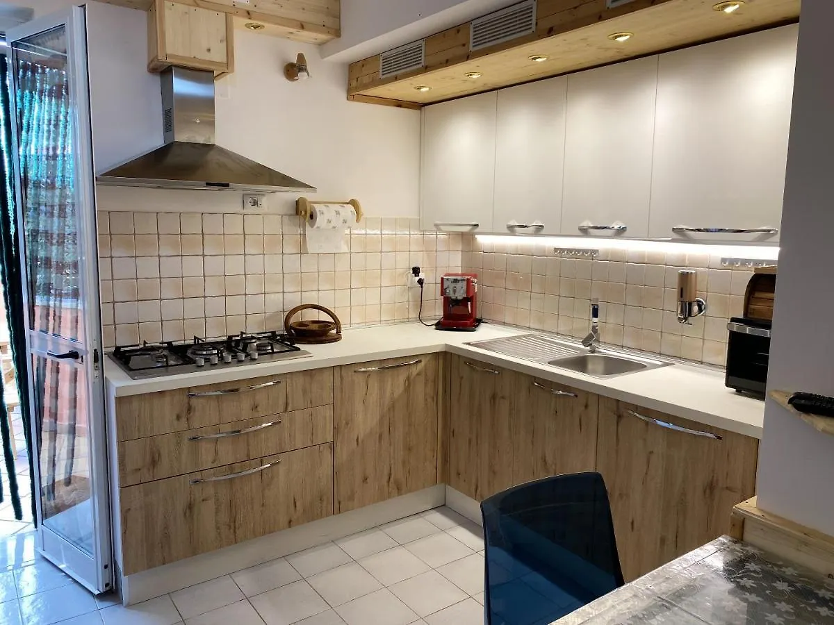 Welcoming Apartment In Realmonte With Sea View 53 M²